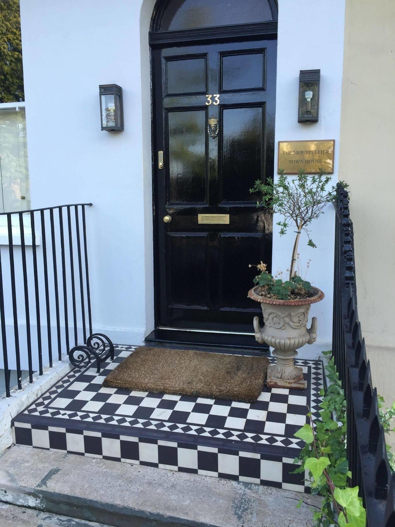 The Montpellier Townhouse Holiday home *